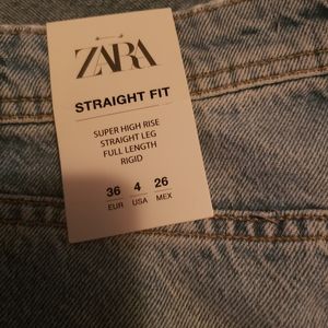 NWT Zara high waisted distressed jeans